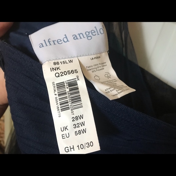 PROM/BRIDESMAIDS DRESS - Picture 6 of 7